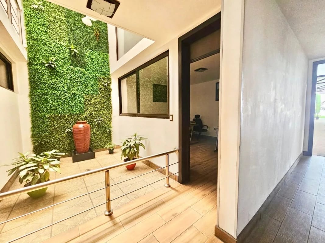 Vendo Propiedad Zona 1 — Casa en Venta en Zona 1, Guatemala, Ciudad — foto 5 de 14