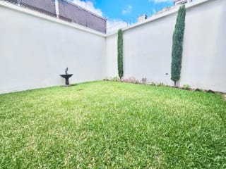 Vendo Propiedad Zona 1 — Casa en Venta en Zona 1, Guatemala, Ciudad — miniatura 3 de 14