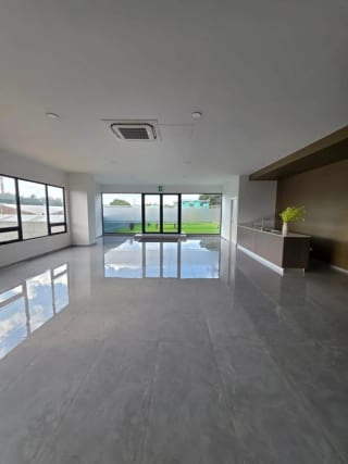 Apartamento en renta para estrenar!! Andares 12 — Apartamento en Alquiler en Andares Doce, Zona 12, Guatemala, Ciudad — miniatura 2 de 13