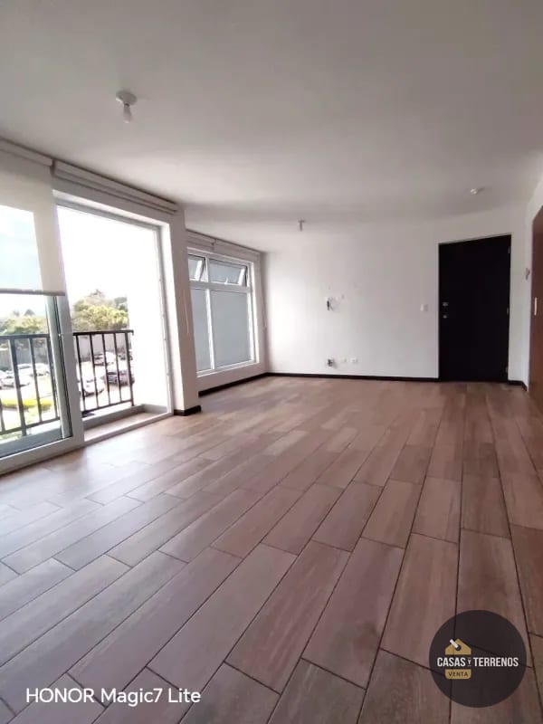 Hermoso apartamento en Sakai, Mixco, Gt. — Apartamento en Venta en Sakai, Zona 1 Mixco, Guatemala, Ciudad — foto 13 de 17
