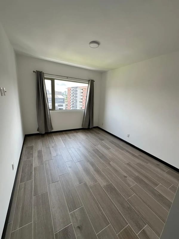 Apartamento en Renta en La Villa Zona 14 Guatemala — Apartamento en Alquiler en Zona 14, Guatemala, Ciudad — foto 4 de 6