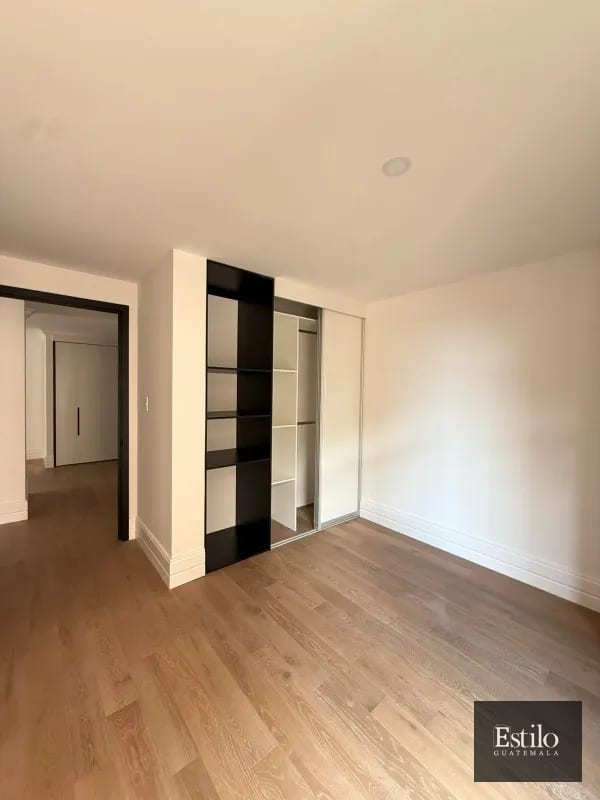 APARTAMENTO EN ALQUILER CENTRICO ZONA 5 — Apartamento en Alquiler en Zona 5, Guatemala, Ciudad — foto 4 de 7
