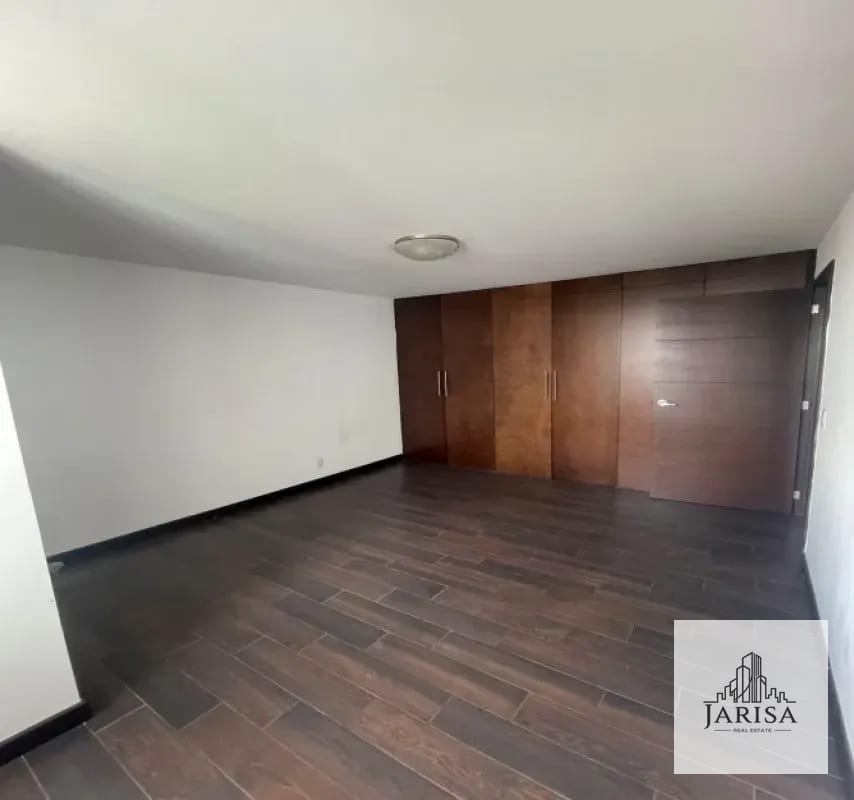 Apartamento en Renta Zona 14 — Apartamento en Alquiler en Zona 14, Guatemala, Ciudad — foto 3 de 6