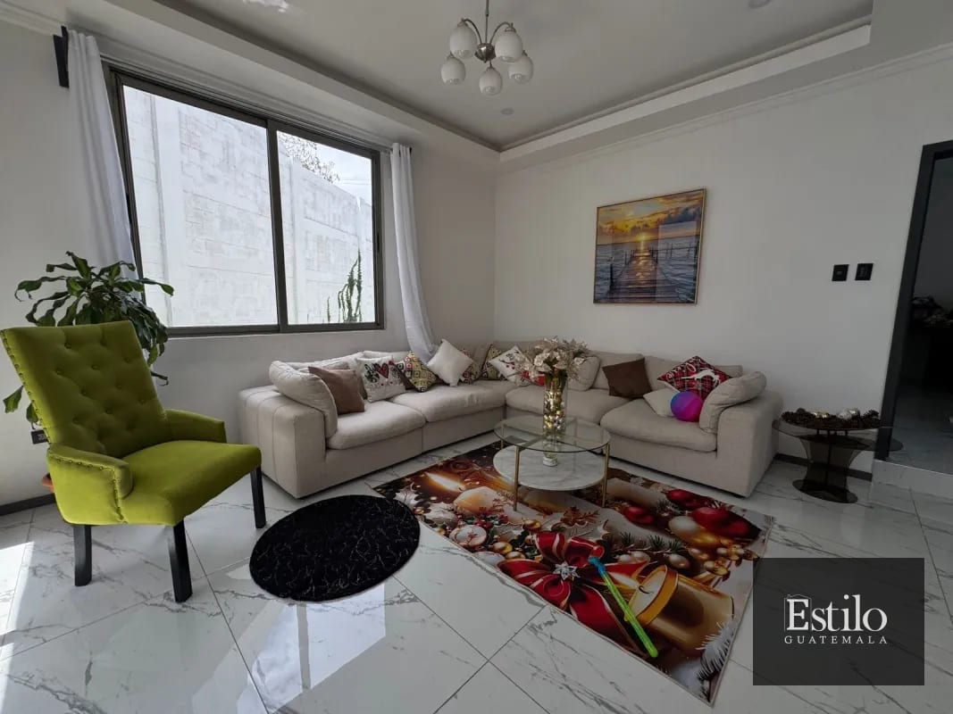 CASA CON JARDIN EN VENTA, TERRAVISTA. — Casa en Venta en Terravista, Carretera a El Salvador, Guatemala, Ciudad — foto 10 de 12