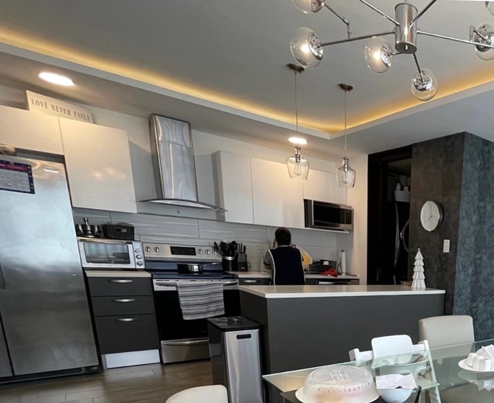 Zona 15 VH 1 Vendo Amplio moderno apartamento — Apartamento en Venta en Zona 15, Guatemala, Ciudad — foto 1 de 7
