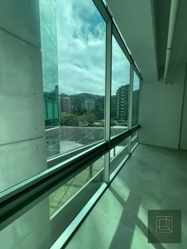 Oficina en renta zona 15 — Oficina en Alquiler en Insigne, Zona 15, Guatemala, Ciudad — foto 3 de 4