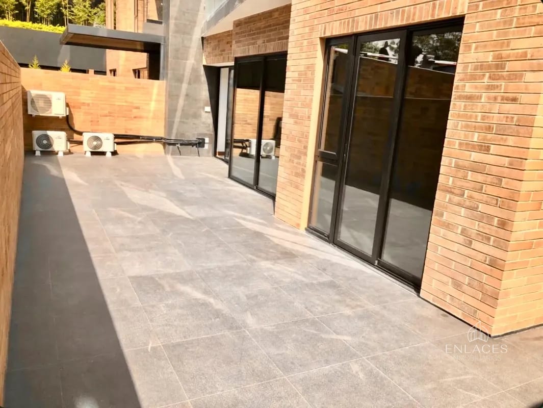 Zona 10 • Apartamento en Venta • Edificio Reserva Oakland — Apartamento en Venta en Reserva Oakland, Zona 10, Guatemala, Ciudad — foto 13 de 15