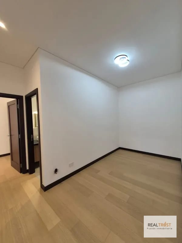 APARTAMENTO EN VENTA PARA ESTRENAR NOGALES CAYALÁ, ZONA 16 (copia) — Apartamento en Venta en Ciudad Cayalá, Zona 16, Guatemala, Ciudad — foto 15 de 17