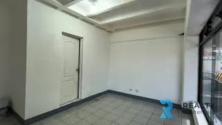 RENTO/VENDO Local Comercial/Clínica  Zona 10, Plaza Buro, 20 calle — Local en Venta en Plaza Buró, Zona 10, Guatemala, Ciudad — miniatura 5 de 7
