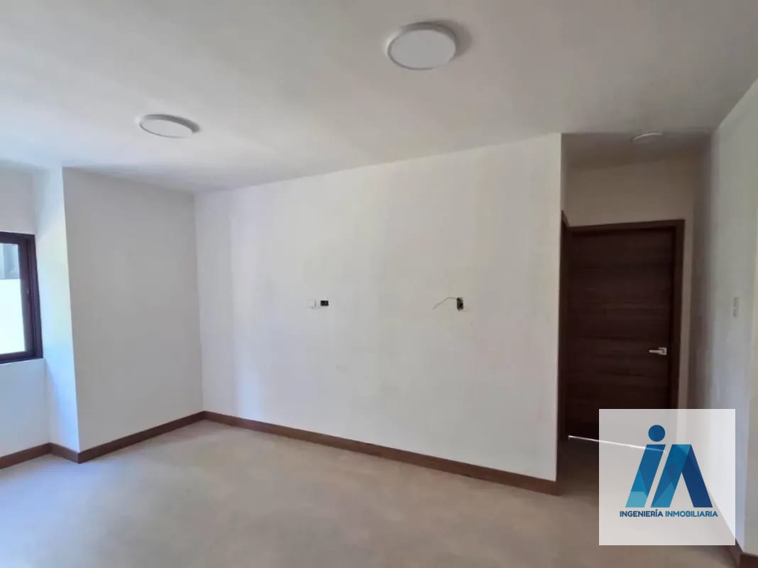 CASA EN VENTA📍Residenciales Los Manzanillos, Km 19.5  Carretera a El Salvador — Casa en Venta en Carretera a El Salvador, Guatemala, Ciudad — foto 11 de 14