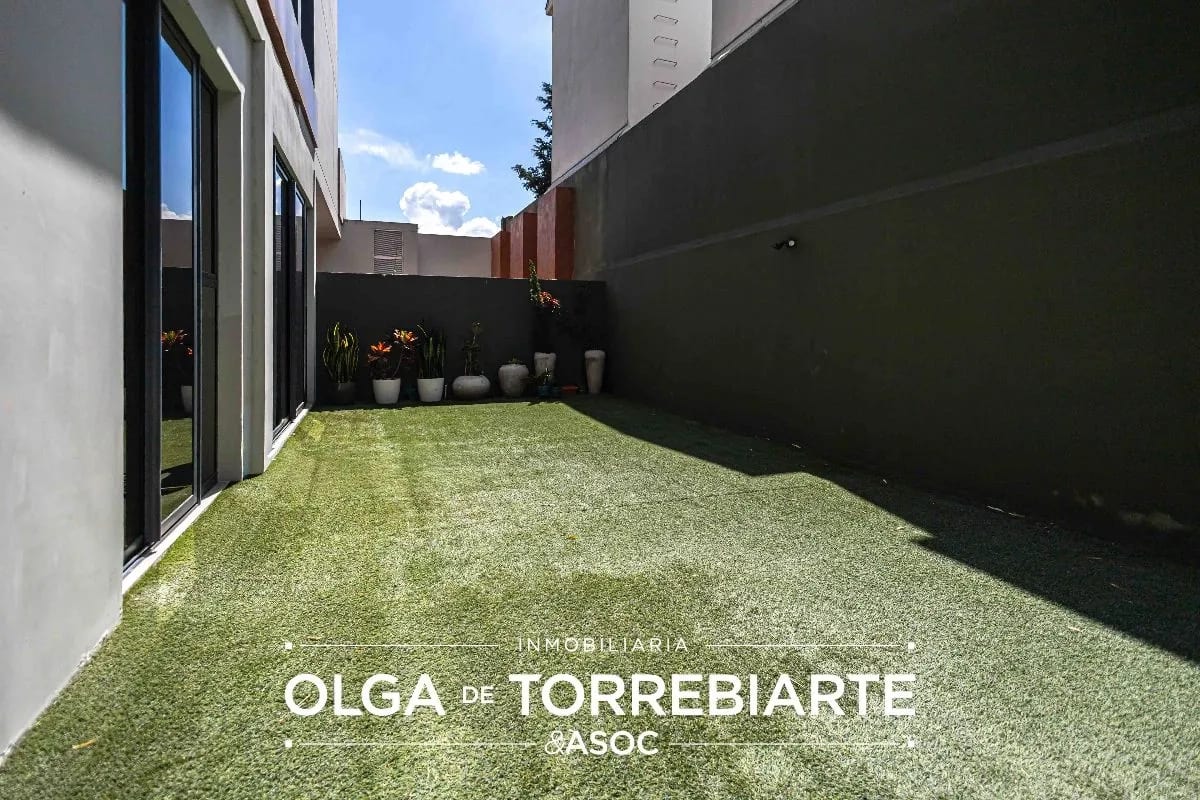 Apartamento amueblado en primer nivel con jardín en Maranta Oakland — Apartamento en Alquiler en Maranta Oakland, Zona 10, Guatemala, Ciudad — foto 7 de 12