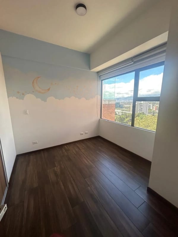 Se Vende Apto. en Zona 10. Excelente Ubicación. — Apartamento en Venta en Zona 10, Guatemala, Ciudad — foto 4 de 16