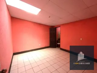 Casa colonial en Venta en Santa Lucía Milpas Altas — Casa en Venta en San Bartolomé Milpas Altas, Sacatepéquez — miniatura 5 de 17