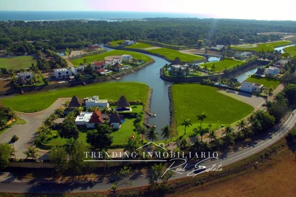 Terreno en venta Iztapa Pérgolas del Mar con 1,119.02 v² de extensión — Terreno en Venta en Pérgolas del Mar, Iztapa, Escuintla — foto 3 de 8