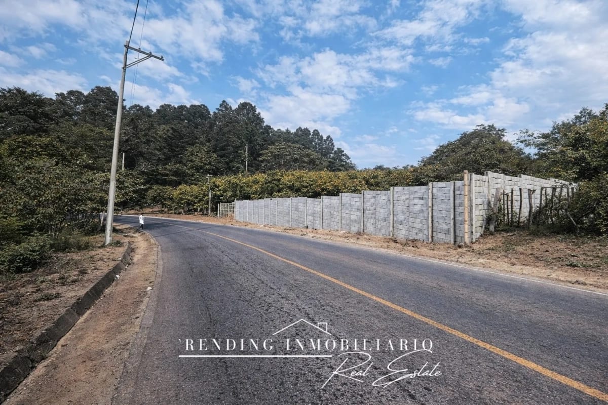 Terreno en venta Santo Domingo Xenacoj carretera a San Pedro Sacatepéquez con 4,181 v² de extensión — Terreno en Venta en Santo Domingo Xenacoj, Sacatepéquez — foto 7 de 7