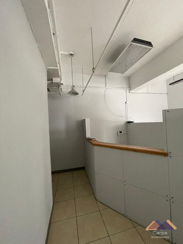 Oficina en Venta - Edificio Design Center - Zona 10 — Oficina en Venta en Design Center, Zona 10, Guatemala, Ciudad — foto 2 de 12
