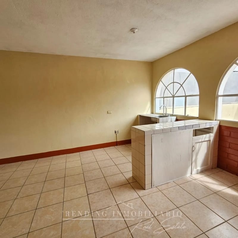 Casa en renta en Quinta Samayoa zona 7, 2 habitaciones + 350 Metros2 — Casa en Alquiler en Quinta Samayoa, Zona 7, Guatemala, Ciudad — foto 4 de 17