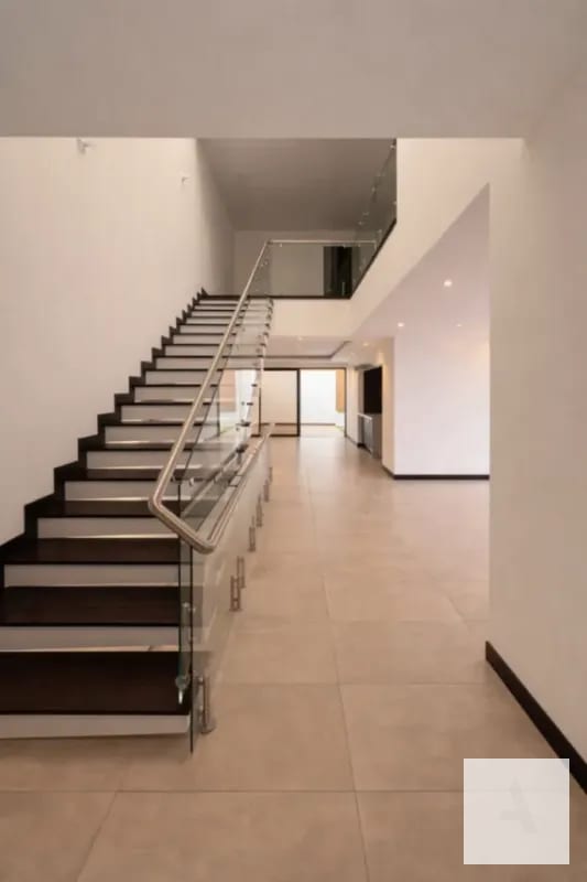 Casa nueva de lujo en venta | Lomas de San Isidro, zona 16 — Casa en Venta en Lomas de San Isidro, Zona 16, Guatemala, Ciudad — foto 6 de 15