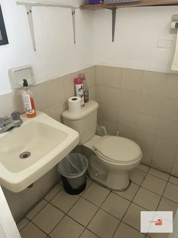 Edificio Antiguo oficina en zona 9 — Oficina en Venta en Tívoli Plaza, Zona 9, Guatemala, Ciudad — foto 9 de 10