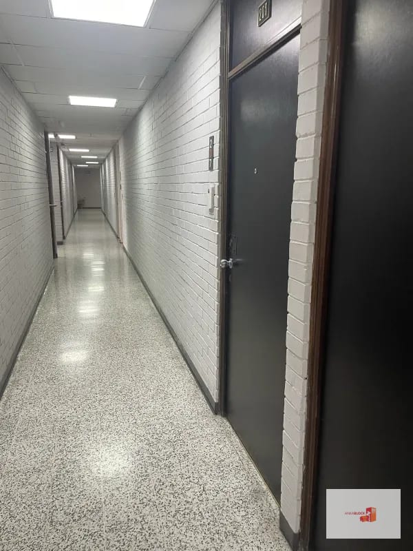 Edificio Antiguo oficina en zona 9 — Oficina en Venta en Tívoli Plaza, Zona 9, Guatemala, Ciudad — foto 2 de 10