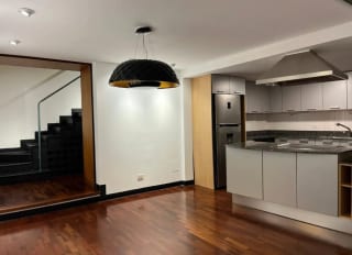 Se renta depto en Zona 10, una de las zonas  mas céntricas y exclusivas de la ciudad! — Apartamento en Alquiler en Zona 10, Guatemala, Ciudad — miniatura 1 de 5