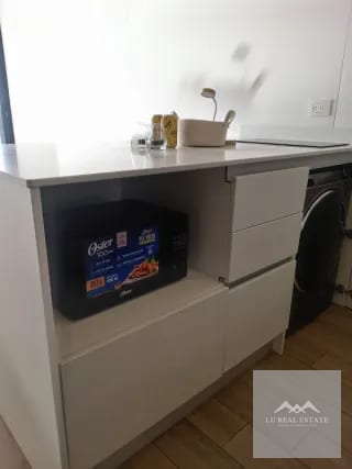 apartamento de una habitación en z4 — Apartamento en Alquiler en Zona 4, Guatemala, Ciudad — miniatura 5 de 8