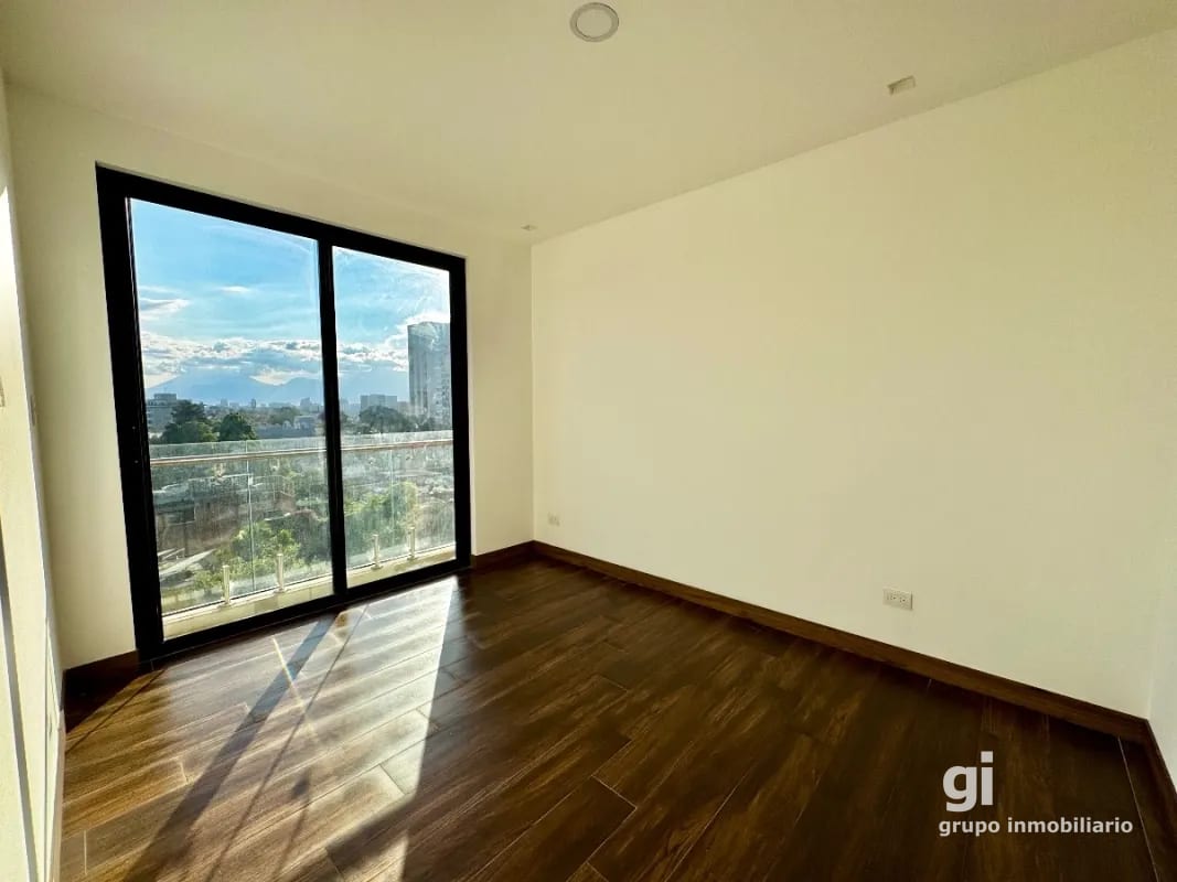 Apartamento con la comodidad de una casa en venta en zona 15 (copia) — Apartamento en Venta en Zona 15, Guatemala, Ciudad — foto 12 de 17