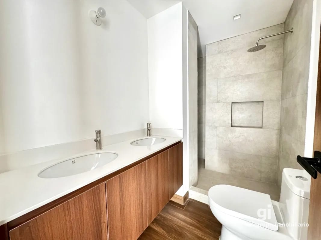 Apartamento con la comodidad de una casa en venta en zona 15 (copia) — Apartamento en Venta en Zona 15, Guatemala, Ciudad — foto 11 de 17