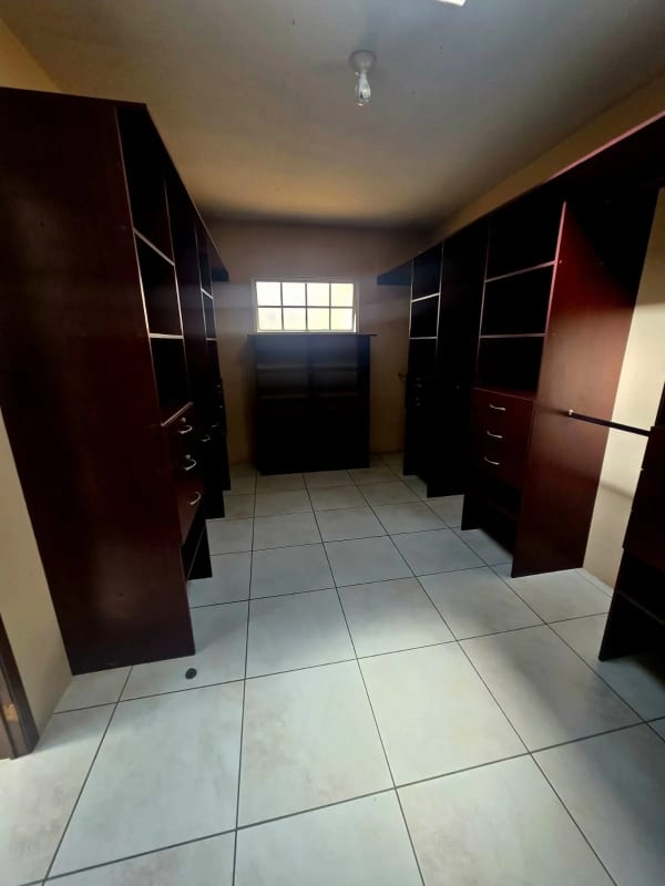 Casa en Venta Barrio de San Nicolas 2, zona 4 de Mixco atrás de Walmart San Nicolas — Casa en Venta en Zona 4 Mixco, Guatemala, Ciudad — foto 4 de 14