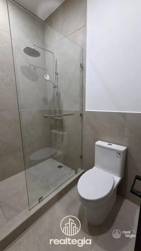 APARTAMENTO NOGALES DE CAYALÁ ZONA 16 — Apartamento en Alquiler en Zona 16, Guatemala, Ciudad — foto 3 de 11