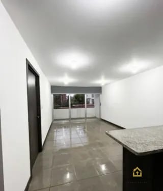 Rento Apartamento Q5,700. 1 HAB. EN EDIFICIO 3-85 CON BALCÓN Y GYM ZONA 15 — Apartamento en Alquiler en Edificio 3-85, Zona 15, Guatemala, Ciudad — miniatura 1 de 10