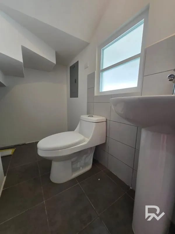 (Ganga) Venta de casa para estrenar en los Pinabetes (Los Eucaliptos) — Casa en Venta en San José Pinula, Guatemala, Ciudad — foto 12 de 13