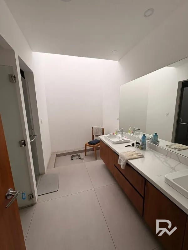 Casa en venta en San José Pinula con diseño Moderno — Casa en Venta en San José Pinula, Guatemala, Ciudad — foto 1 de 16
