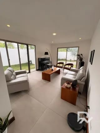 Casa en venta en San José Pinula con diseño Moderno — Casa en Venta en San José Pinula, Guatemala, Ciudad — miniatura 16 de 16