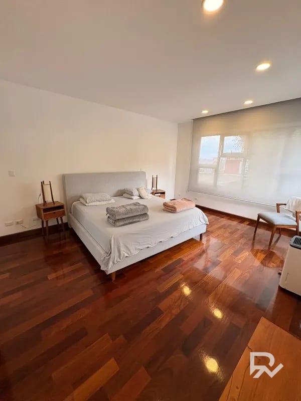 Casa en venta en San José Pinula con diseño Moderno — Casa en Venta en San José Pinula, Guatemala, Ciudad — foto 12 de 16