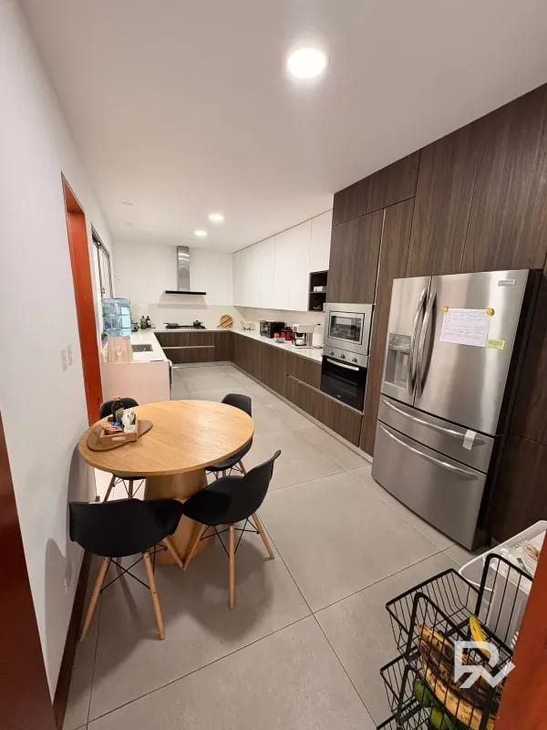 Casa en venta en San José Pinula con diseño Moderno — Casa en Venta en San José Pinula, Guatemala, Ciudad — foto 11 de 16