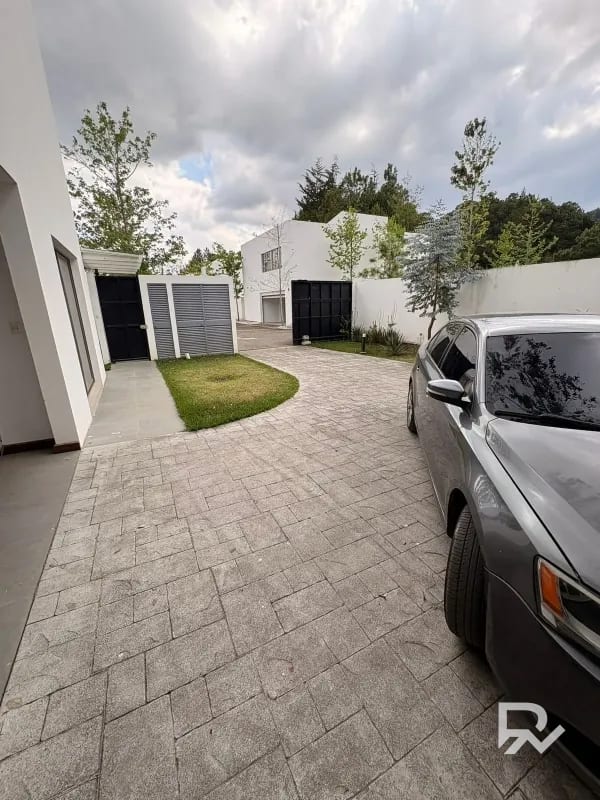 Casa en venta en San José Pinula con diseño Moderno — Casa en Venta en San José Pinula, Guatemala, Ciudad — foto 3 de 16