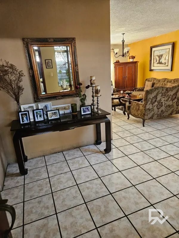 Vendo casa de 2 niveles en Colonia Lourdes zona 16 para Remodelar — Casa en Venta en Zona 16, Guatemala, Ciudad — foto 7 de 7