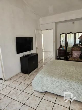 Vendo casa de 2 niveles en Colonia Lourdes zona 16 para Remodelar — Casa en Venta en Zona 16, Guatemala, Ciudad — miniatura 3 de 7