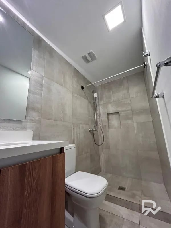 Apartamento en Renta en el corazón de la zona 10 Casa Clara — Apartamento en Alquiler en Zona 10, Guatemala, Ciudad — foto 3 de 12