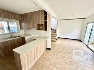 Linda casa en venta para estrenar en Bosques de Santa Elena. — Casa en Venta en Carretera a El Salvador, Guatemala, Ciudad — miniatura 13 de 13