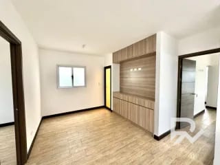 Linda casa en venta para estrenar en Bosques de Santa Elena. — Casa en Venta en Carretera a El Salvador, Guatemala, Ciudad — miniatura 6 de 13