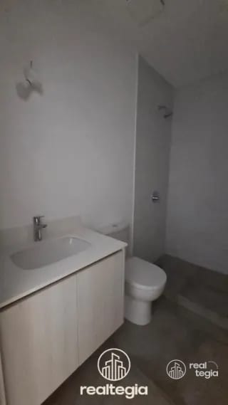 APARTAMENTO ANTARES DE CAYALÁ ZONA 16 — Apartamento en Alquiler en Zona 16, Guatemala, Ciudad — miniatura 2 de 5