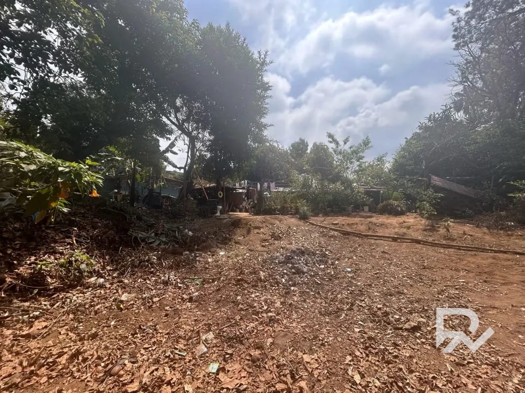 Venta de terreno rustico en San Lucas — Terreno en Venta en San Lucas Sacatepéquez, Sacatepéquez — foto 1 de 7