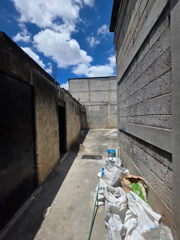 Bodega en renta zona 5 — Bodega / Ofibodega en Alquiler en Jardines de La Asunción, Zona 5, Guatemala, Ciudad — foto 6 de 12
