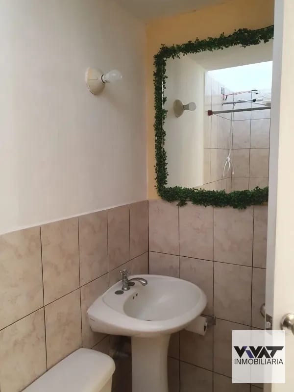 Casa en renta en Condominio Villas Calá, zona 10 de Santa Catarina Pinula — Casa en Alquiler en Villas Cala, Santa Catarina Pinula, Guatemala, Ciudad — foto 2 de 17
