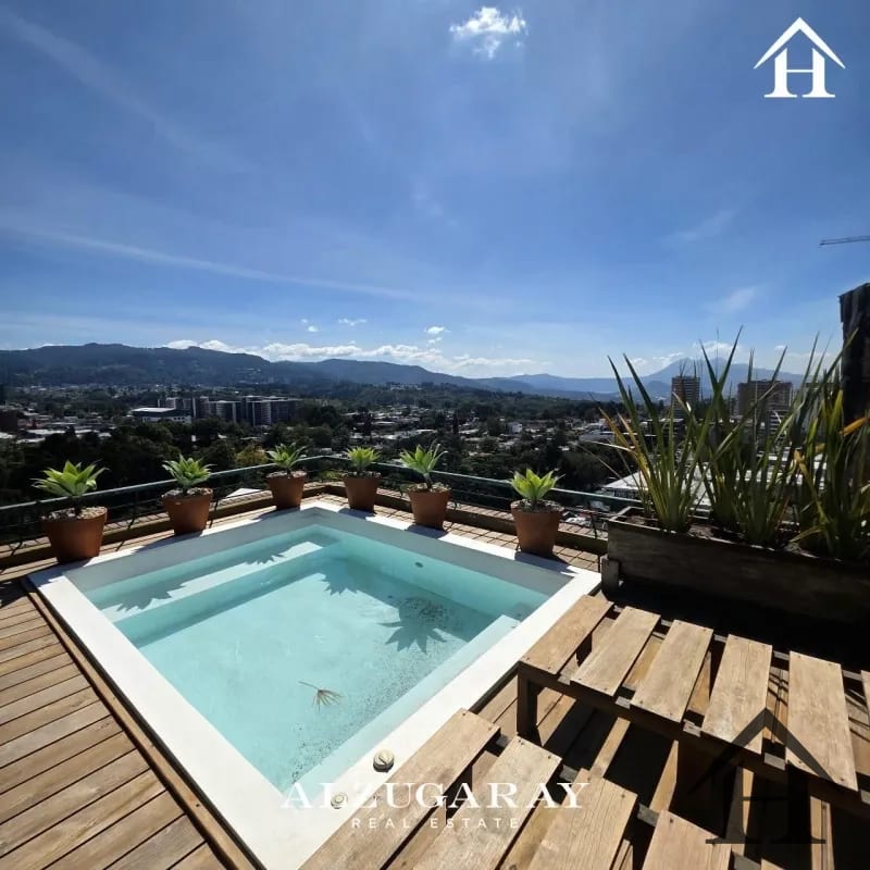 penthouse con jardin pergola y jacuzzi en zona 14 — Apartamento en Venta en Zona 14, Guatemala, Ciudad — foto 1 de 11