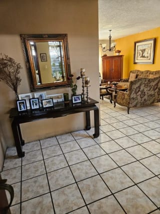 casa en venta en zona 16 colonia privada Lourdes — Casa en Venta en Lourdes, Zona 16, Guatemala, Ciudad — miniatura 7 de 9