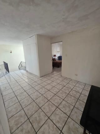 casa en venta en zona 16 colonia privada Lourdes — Casa en Venta en Lourdes, Zona 16, Guatemala, Ciudad — miniatura 3 de 9