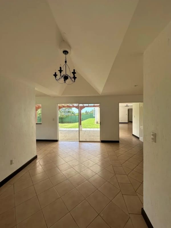 Casa en RENTA, en Casa y Campo Carretera a El Salvador, — Casa en Alquiler en Carretera a El Salvador, Guatemala, Ciudad — foto 14 de 15